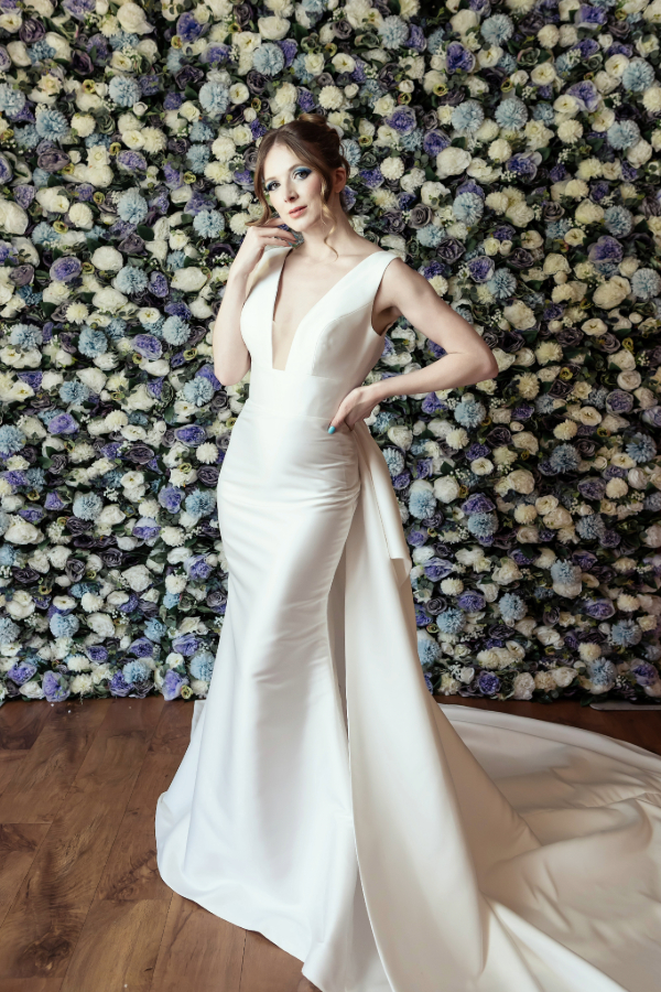 Satin Fish tail wedding dress with detachable train and bow