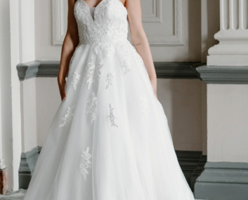 Aline wedding dress, strapless with lace applique